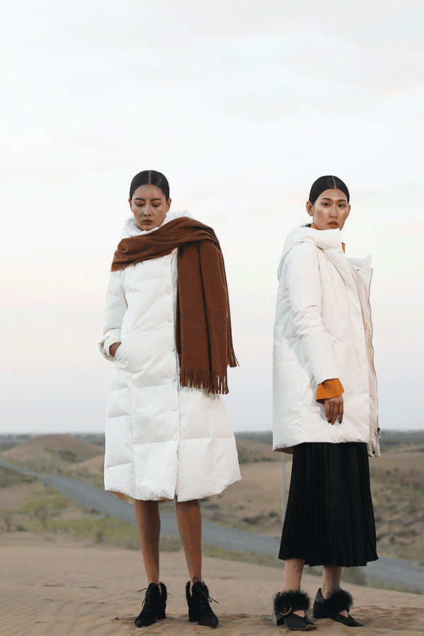 素匠女装 沙漠的尽头是海 秋冬新款白色外套